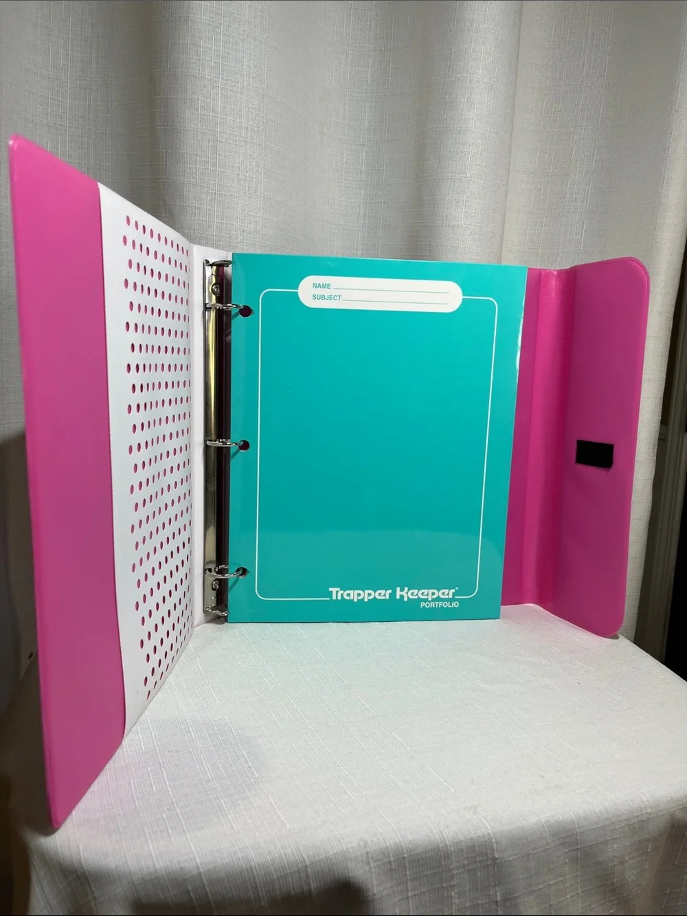 Mead Trapper Keeper Retro 80s Vaporwave Portfolio Binder Pink Neon 3 Ring